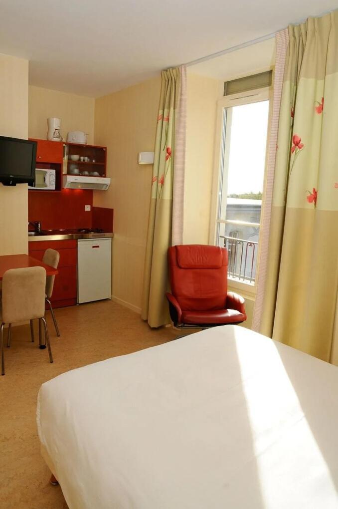 Hotels & Residences - Les Thermes Luxeuil-les-Bains Exterior foto